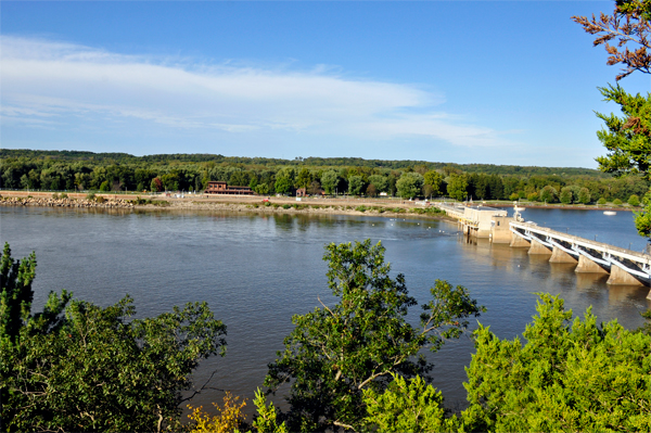 dam at Starved Rock State Park