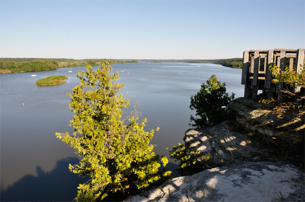 dam and Plum Island