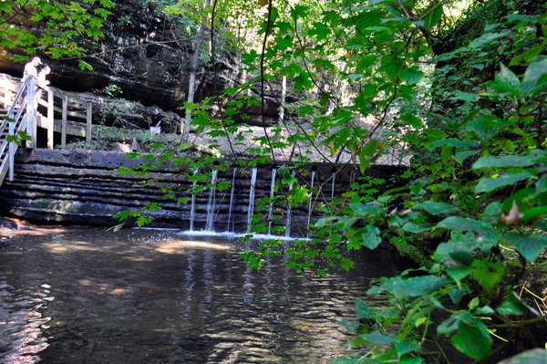 small dam in Matthiessen State Park