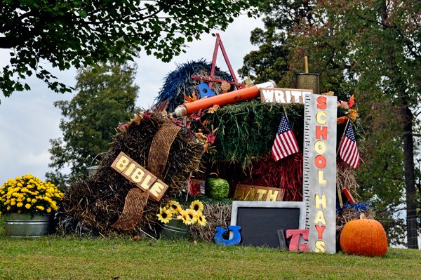 hay bale trail - school hays