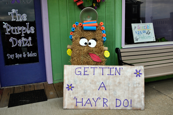 hay bale trail - hair-do