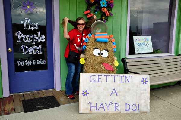 hay bale trail - hair-do