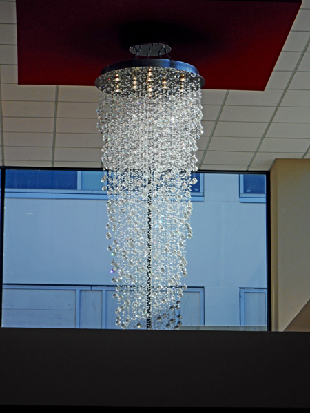 giant chandelier inside Holiday Inn