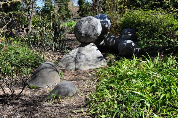 landscaping - rocks