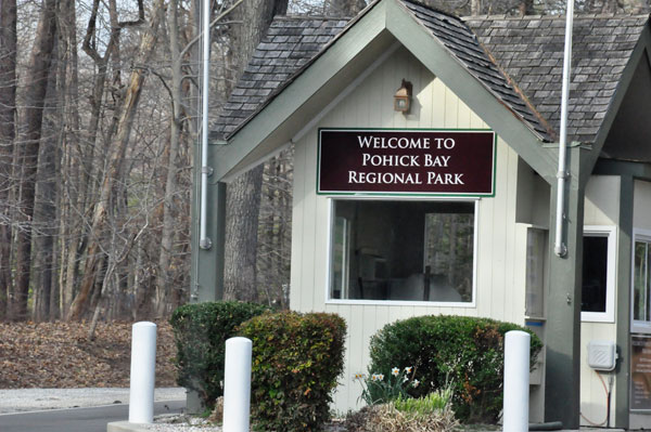 Pohick Bay Regional Park Sign