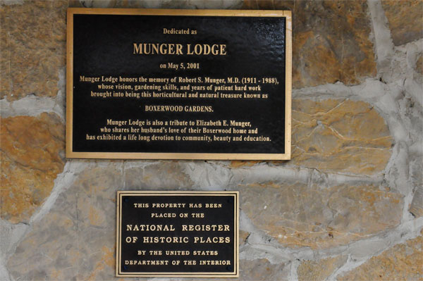 National Register of Historic Places sign at Boxwood