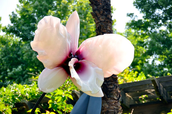 pink and white Cattleya glass flower