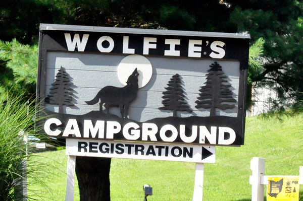Wolfies Campground sign