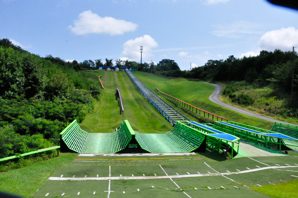 Outdoor Gravity Park Zorbing hill