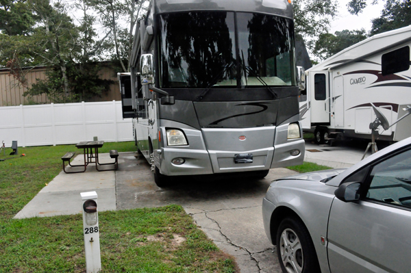 The RV and toad of the two RV Gypsies