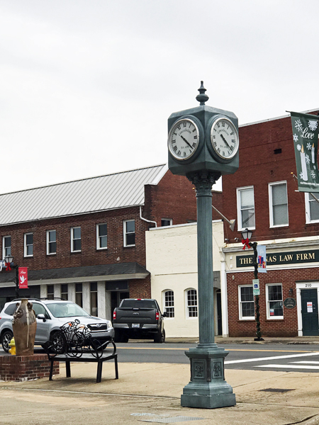 Lincolnton clock