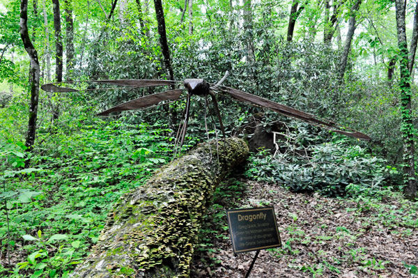 giant dragonfly sculpture