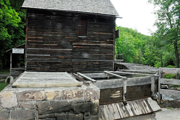 Glade Creek Grist Mill