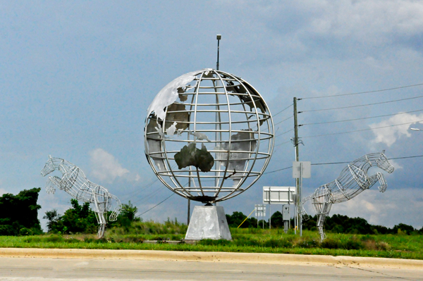 globe and horses