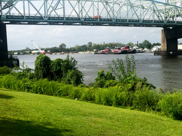 The Wilmington bridge and tugboat