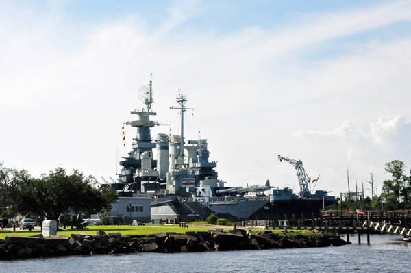 Henrietta Riverboat Tour on the Cape Fear River in Wilminton North Carolina