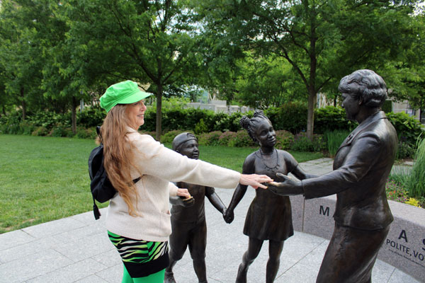 Karen Duquette and Marian Spencer Statue Memorial