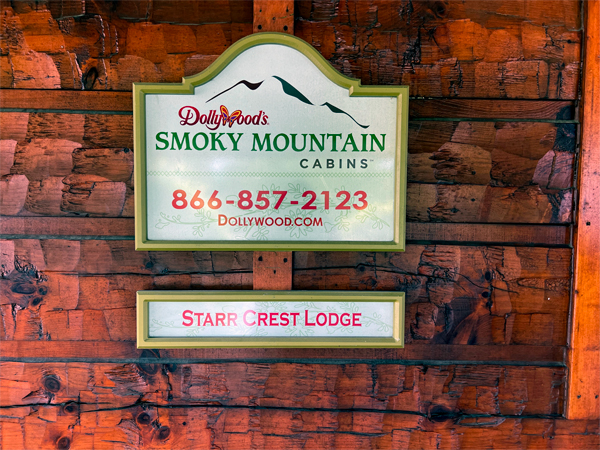 Smoky Mountain cabins sign