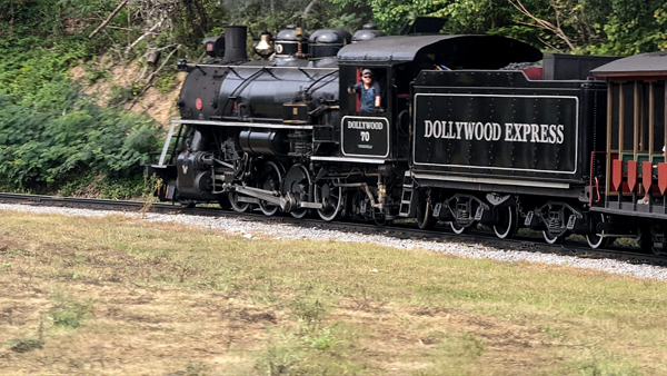Dollywood Express train