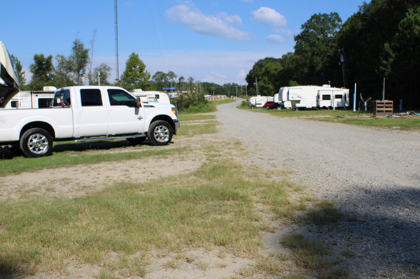 101 Travel Plaza RV Park in Calhoun