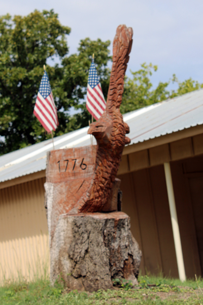 1776 Eagle sculpture