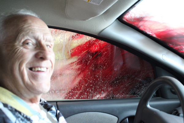 Lee Duquette in the car wash