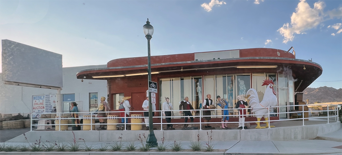 Follow the Rooster to dinner panorama 