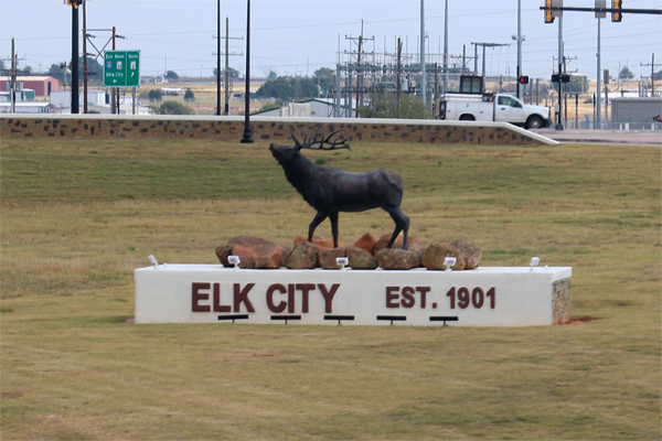 Elk City Oklahoma elk and sign