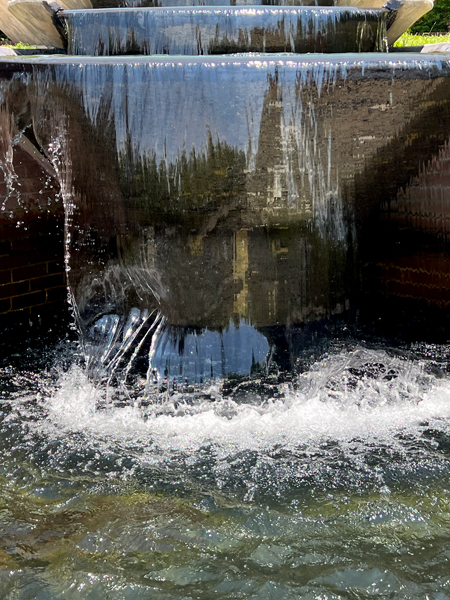 fountain at Glencarin Garden