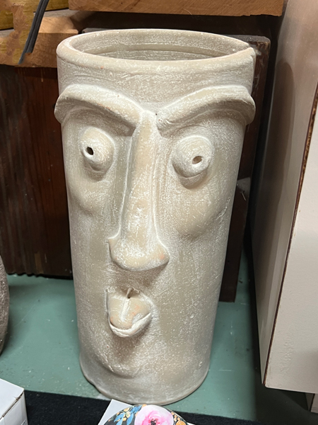 tall face vase width=