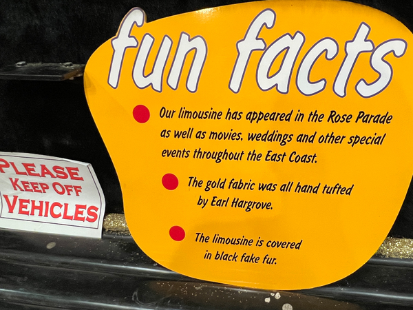 sign about the limo