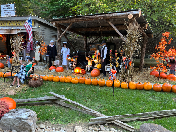 idden mountain Halloween pumpkins