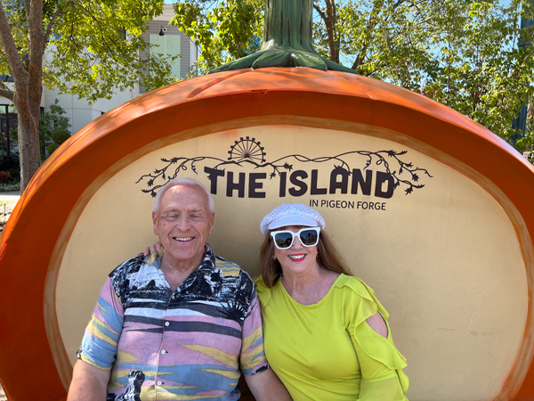 he two RV Gypsies relaxing in the Island pumpkin chair