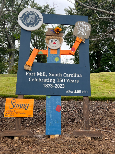 Fort Mill SC scarecrow