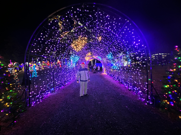 The amazing and ever-changing Tunnel of Lights and Lee Duquette