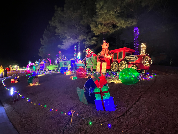 train with Christmas gifts