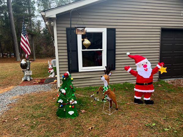 outside Christmas decor daytime