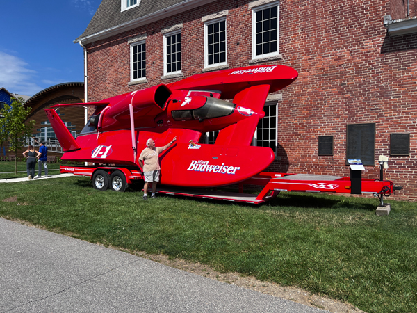 Lee Duquette and the Eagle U-1 red water craft