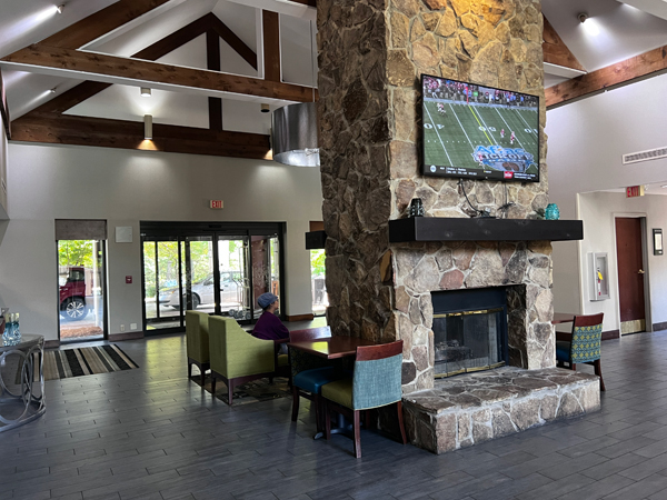 Hampton Inn Lounge