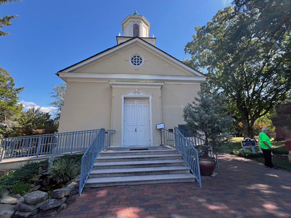 colonial Grace Church 