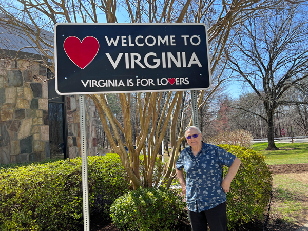 Lee Duquette at the Virginia sign
