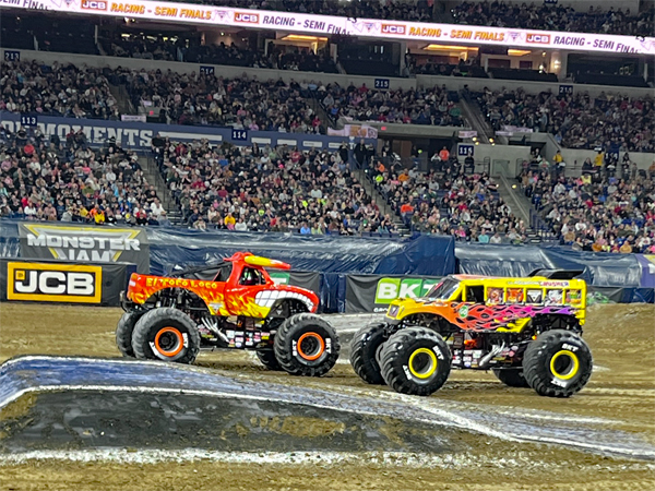 El Toro Loco vs. Classroom Crusher 