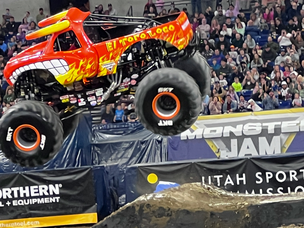 El Toro Loco Monster Truc