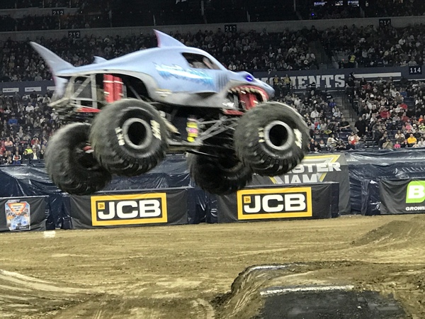 Megalodon Monster Truck