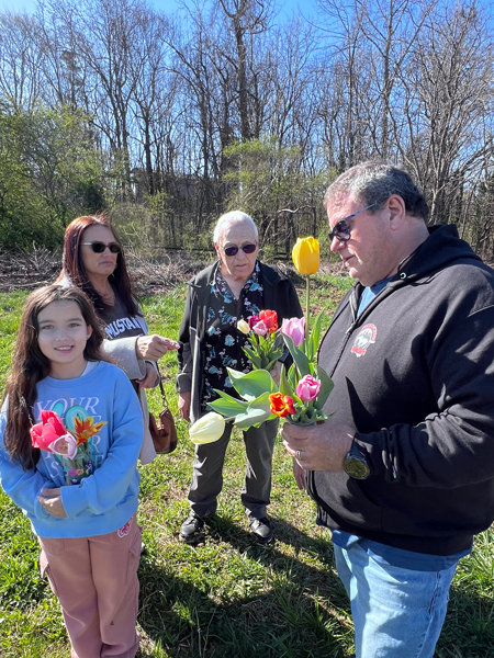 Karen and Lee Duquette's family