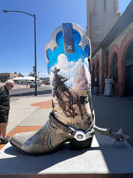 Lee Duquette reading the boot