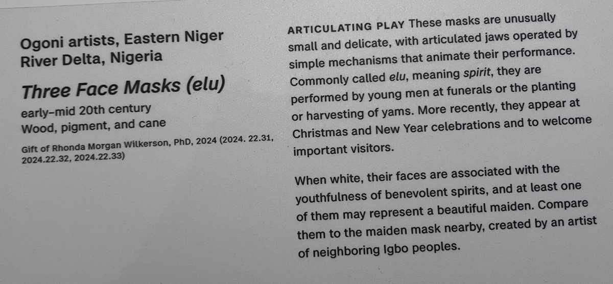 three fas Masks sign