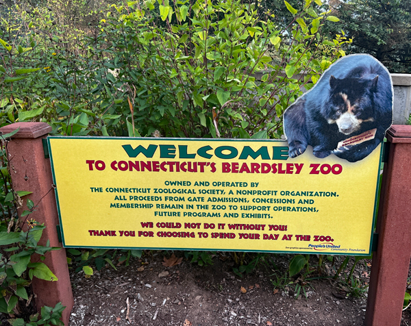 welcome to CT Beardsley Zoo sign