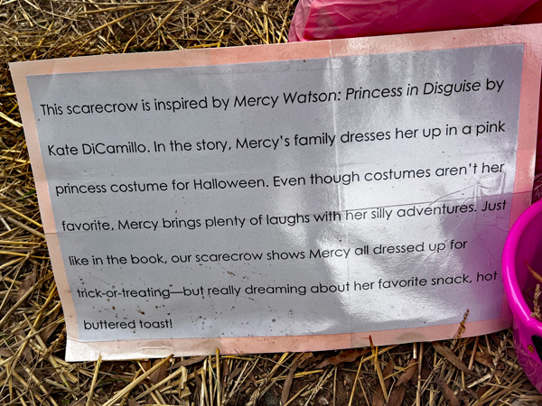 Mrs Frame's 2nd Grade Class scarecrow sign