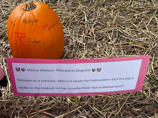 Mrs Frame's 2nd Grade Class scarecrow sing